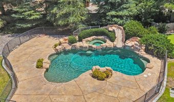 13331 Waco Dr, Apple Valley, CA 92308