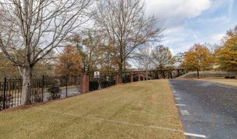 225 Oak St 104, Athens, GA 30605