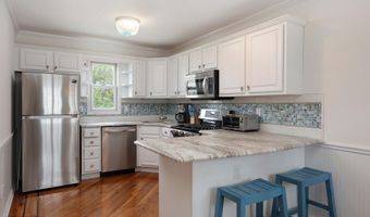200 2nd Ave 14, Belmar, NJ 07719
