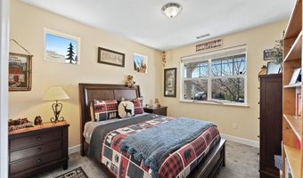 6658 Voyage Dr, Sparks, NV 89436