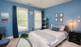 490 New Rd, Avon, CT 06001