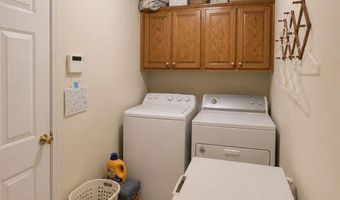 710 S Hill Ct, Biloxi, MS 39532