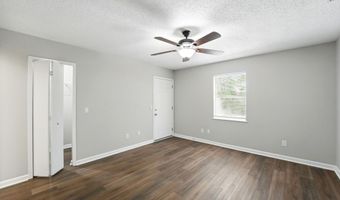 257 JASMINE St, Atlantic Beach, FL 32233