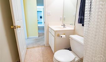165 Spring Lake Dr, Athens, GA 30605