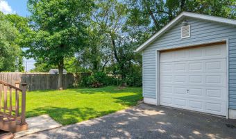 2005 LELAND Ave, Baltimore, MD 21220