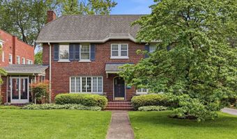 916 Audubon Pkwy, Audubon Park, KY 40213
