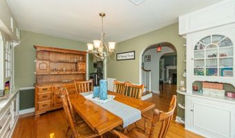112 Main St, Bayonne, NJ 07035