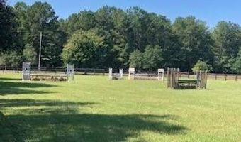 450 Addor Rd, Aberdeen, NC 28315
