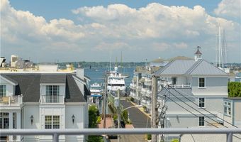 433 Thames St E, Newport, RI 02840