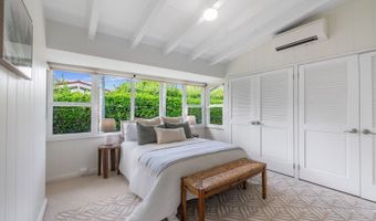 923 Mokapu Blvd, Kailua, HI 96734