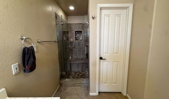 5317 Southfort Dr SW, Albuquerque, NM 87105