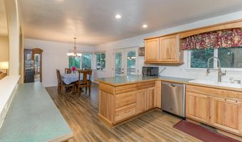 6531 Tannenbaum Cir, Bonners Ferry, ID 83805