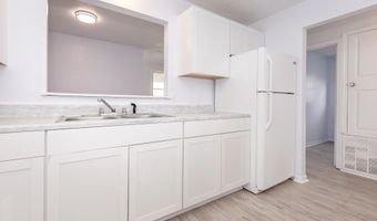 8429 Highway 613 1, Moss Point, MS 39562