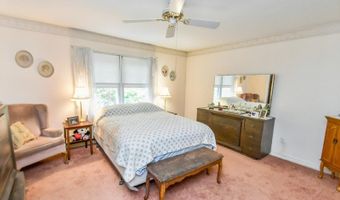 12 Goodale Rd, Andover, NJ 07860