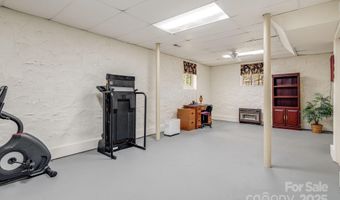 456 Mills Gap Rd, Arden, NC 28704