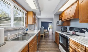 2037 W Park, Algonac, MI 48001