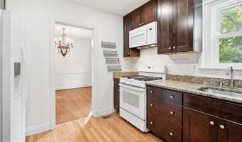 7000 EXETER Rd, Bethesda, MD 20814