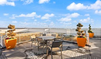 925 N FAIRFAX St 207, Alexandria, VA 22314