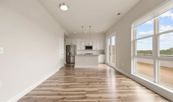 1800 MOUNT VERNON Ave 401, Alexandria, VA 22301