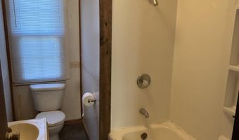 187 S SNOWDEN St, Andrews, IN 46702