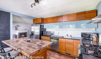 1705 Stocker, Flint, MI 48503