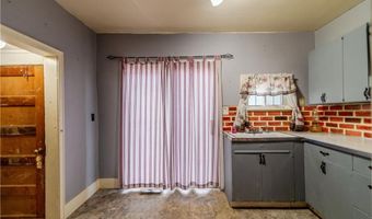 1134 Atchison St, Atchison, KS 66002