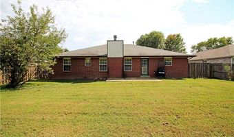 1205 22nd St, Bentonville, AR 72712