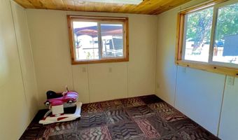 514 W30/W32 Sawyer St W30/32, Cascade, ID 83611