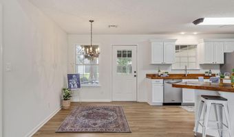 13802 Lynnedale Loop, Abbeville, LA 70510