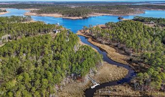 106 Windlass Way, Aurora, NC 27806