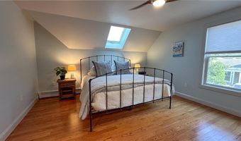 208 Chapel St, Block Island, RI 02807