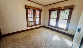 243 E 17th St, Baxter Springs, KS 66713