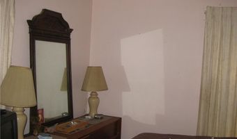 188 Greene Ln, Middletown, RI 02840