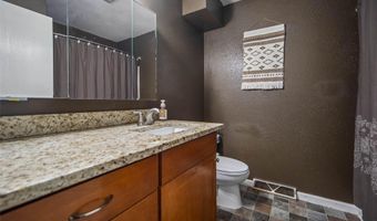 1408 E 17th St, Atlantic, IA 50022