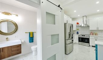 27 S Baptist St, Newport, RI 02840