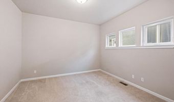 1374 NW Fort Clatsop St, Bend, OR 97703