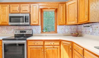 57 Northrup Dr, Brentwood, NH 03833
