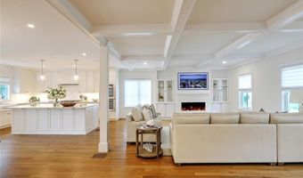 11 Shields St, Newport, RI 02840