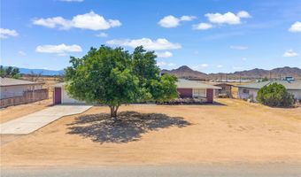 16050 Pawnee Rd, Apple Valley, CA 92307