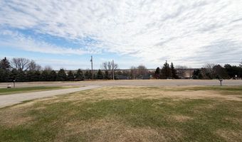 820 Skyline Dr, Bassett, NE 68714