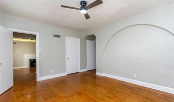 8910 Gravois Rd, Affton, MO 63123