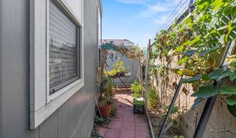 21 Walnut Via, Anaheim, CA 92801