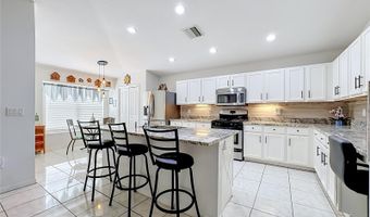 6630 CAMBRIDGE PARK Dr, Apollo Beach, FL 33572