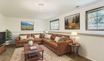 21024 SW CHARLENE St, Beaverton, OR 97003