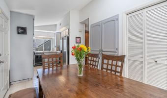 2016 Stonefield Ln, Santa Rosa, CA 95403