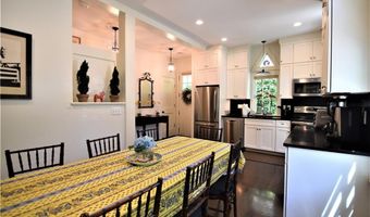 431 Bellevue Ave CH, Newport, RI 02840