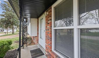 1963 Maple Ln, Arnold, MO 63010