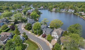 7 Sunset Dr, Asbury Park, NJ 07712
