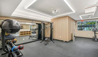 10281 W Bay Harbor Dr 301, Bay Harbor Islands, FL 33154