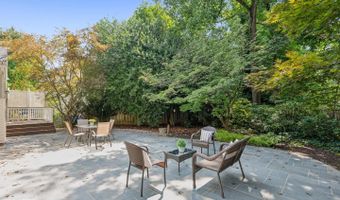 10900 BELLS RIDGE Dr, Potomac, MD 20854